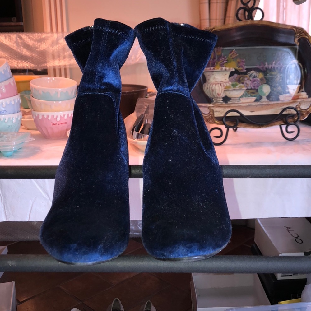 Steve Madden Blue Velvet Heeled Booties